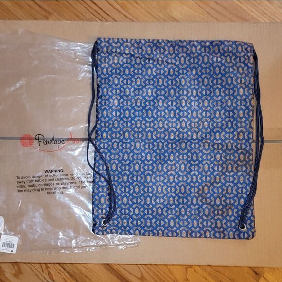 New Penelope Ann Pull Me Tight Backpack Cinch Bag Blues Brothers HTF - Picture 2 of 11